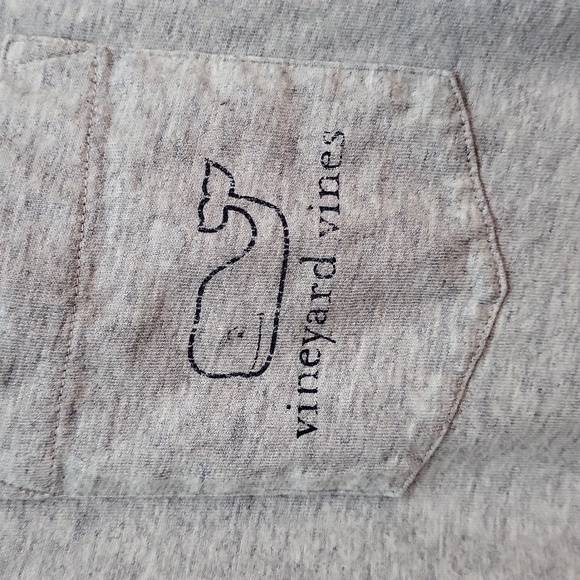 Men's Vineyard Vines Gray Tshirt - Picture 2 of 5